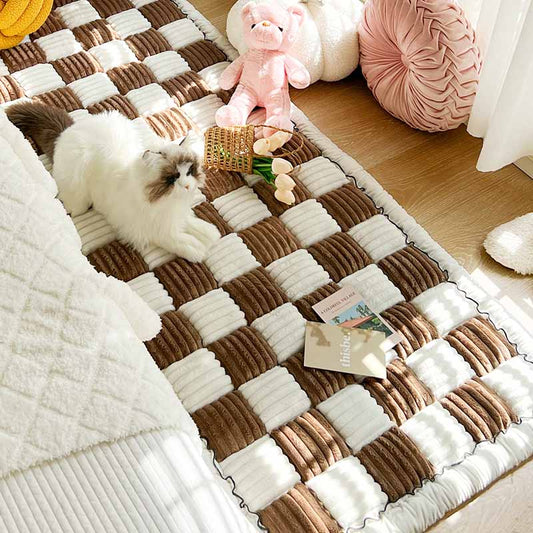 Cozy Sofa Mat – A Fluffy Haven for Your Pet